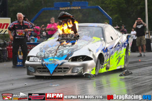 Rob Hunnicutt Huge nitrous explosion in eliminations